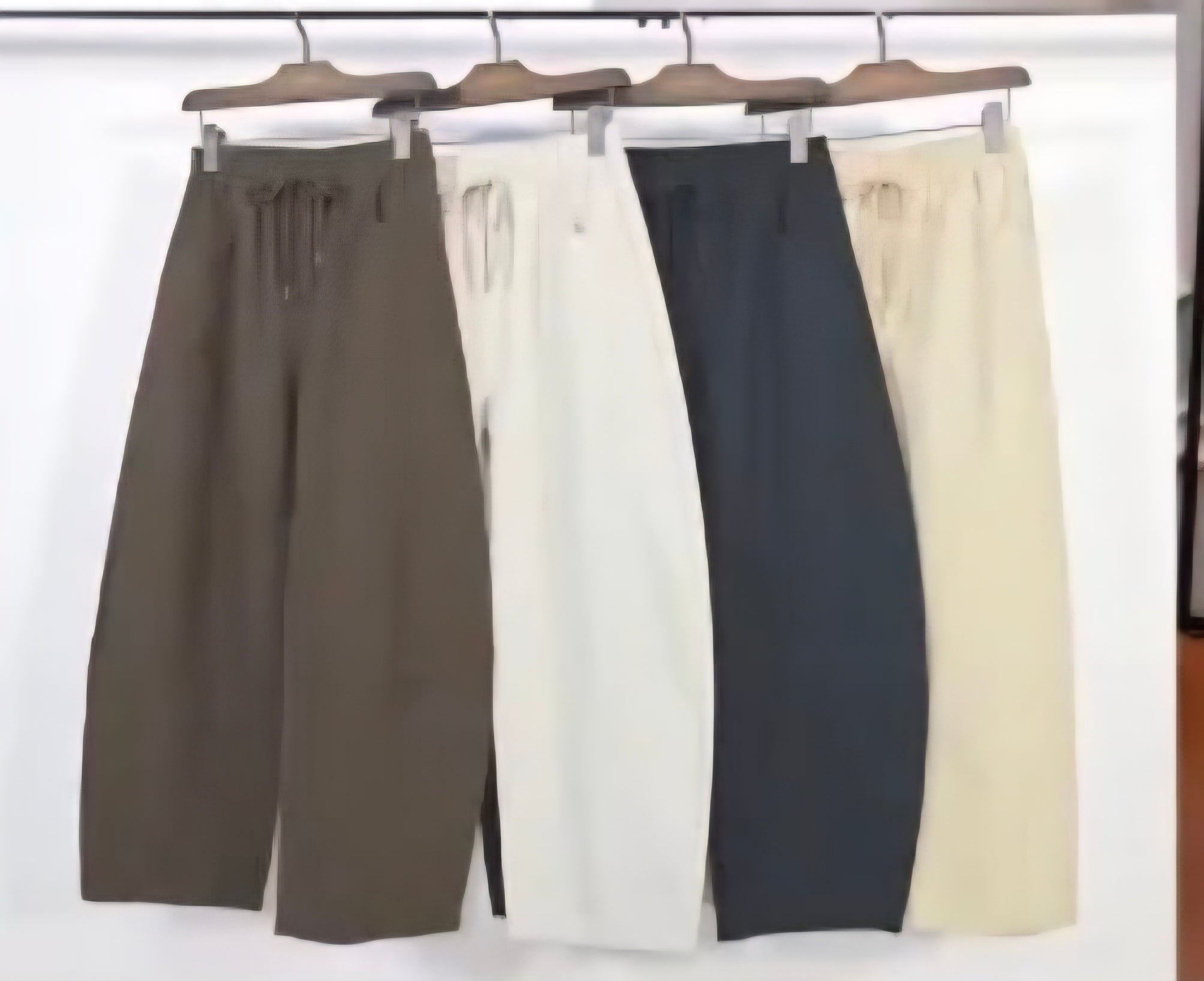 Pantaloni BELLA